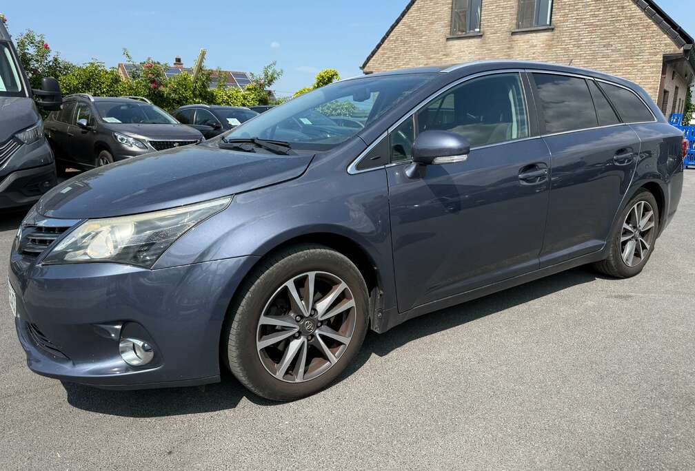Toyota Avensis SW 1.6i