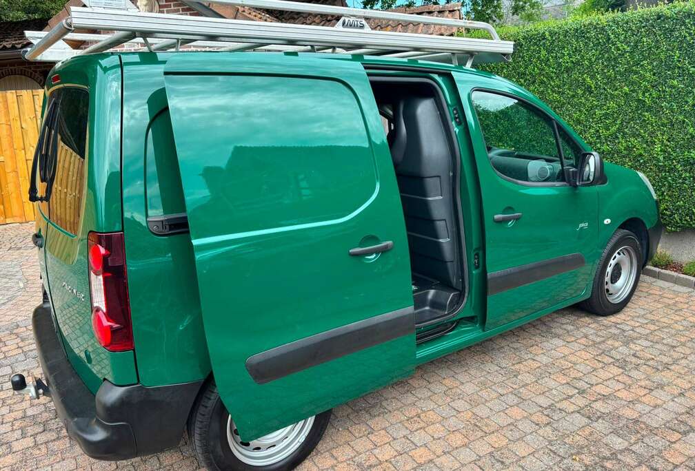 Peugeot Peugeot Partner*3 zitplaatsen vooraan*garantie 1jaar*gekeurd