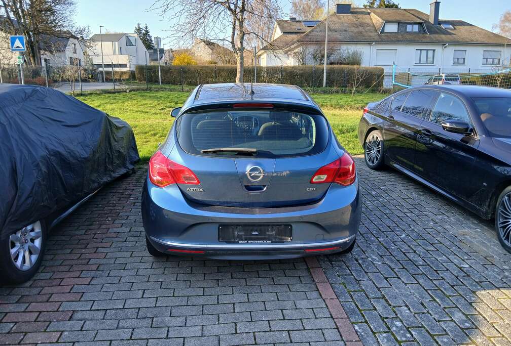 Opel Astra 1.7 CDTi Enjoy Active