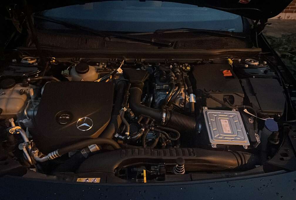 Mercedes-Benz e 8G-DCT Progressive