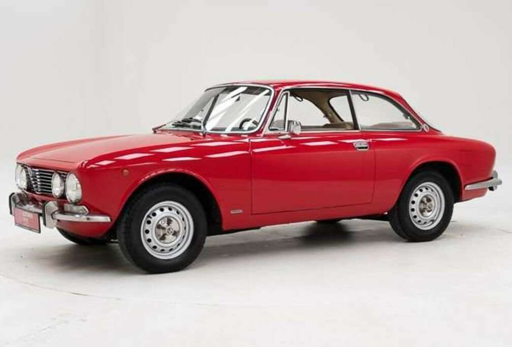 Alfa Romeo GT Veloce \'74 CH23344