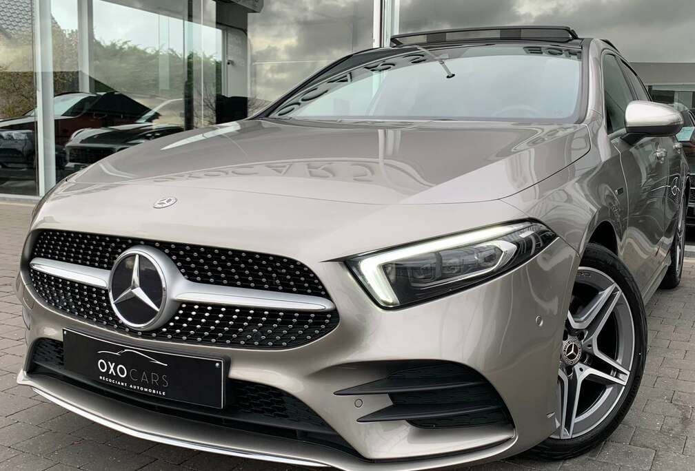 Mercedes-Benz E PHEV / Pack AMG / Toit Pano / FULL OPTIONS