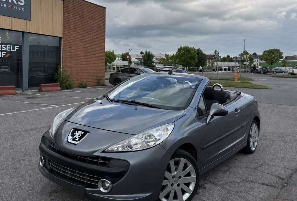 Peugeot CC 1.6i 16v Pack