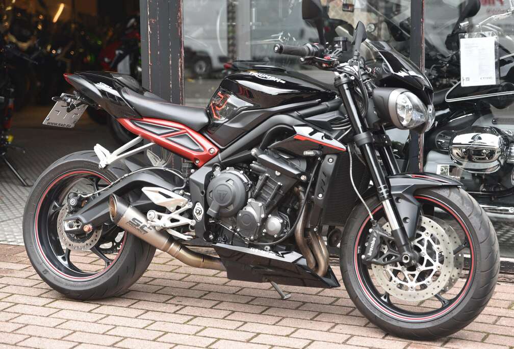 Triumph ***MOTO VERTE***