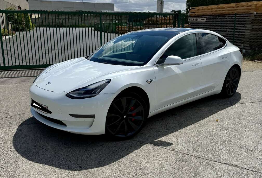 Tesla Model 3 75 kWh Performance Dual Motor