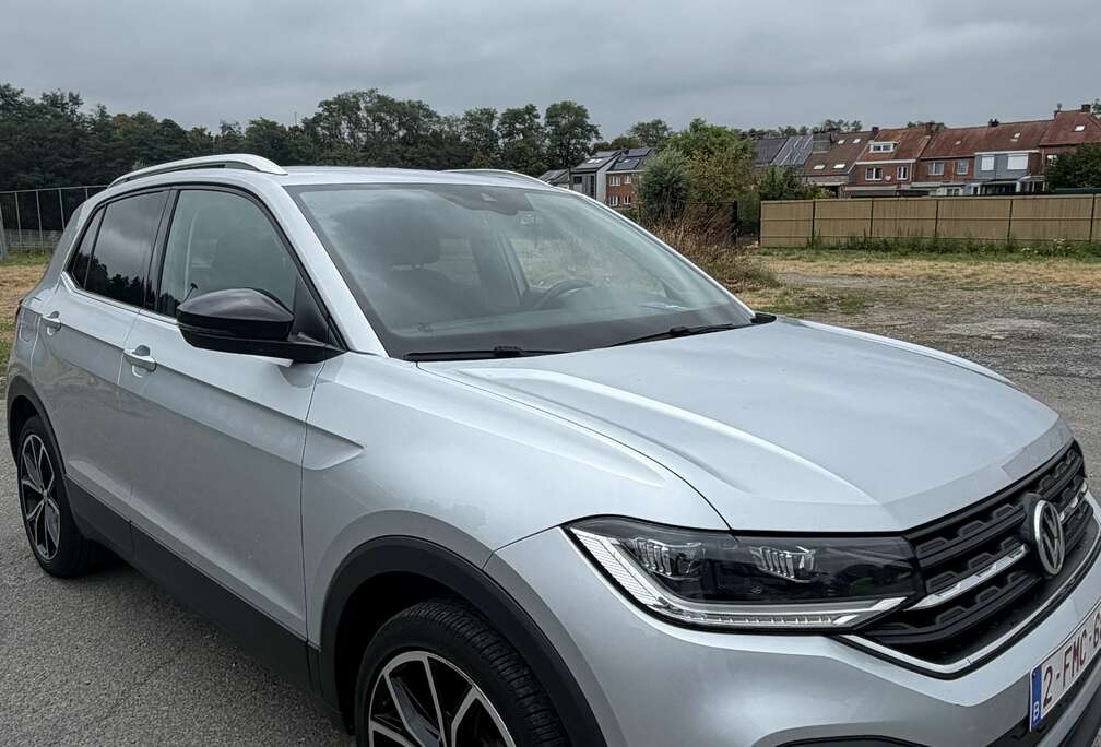 Volkswagen 116pk TSI SPORT / FULL-LED / ADAPTIVE-CC/CARPLAY