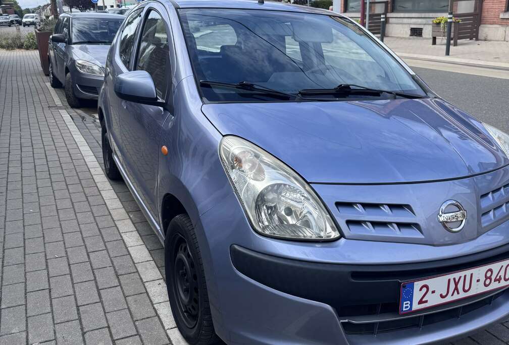 Nissan 1.0i Acenta