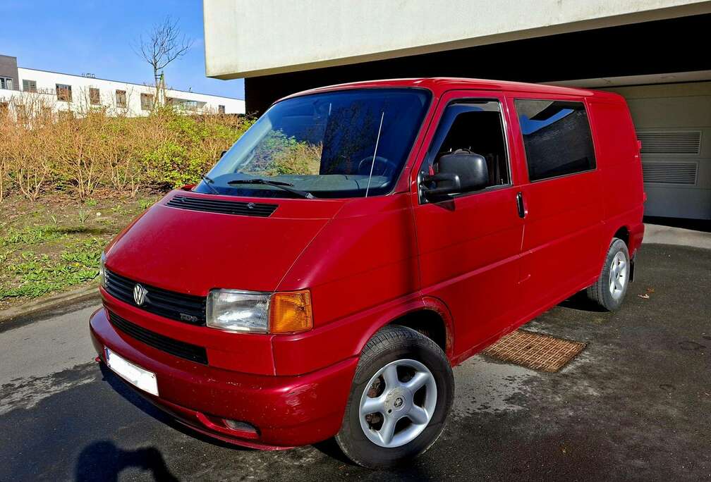 Volkswagen 2.5 TDi 102ch ancêtre, 5 places 1er propriétaire