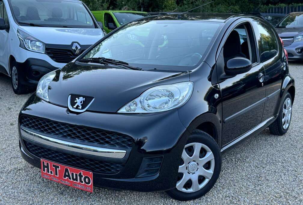 Peugeot 1.0i Trendy/Airco/Etat neuf/45.000Kms!/Garantie