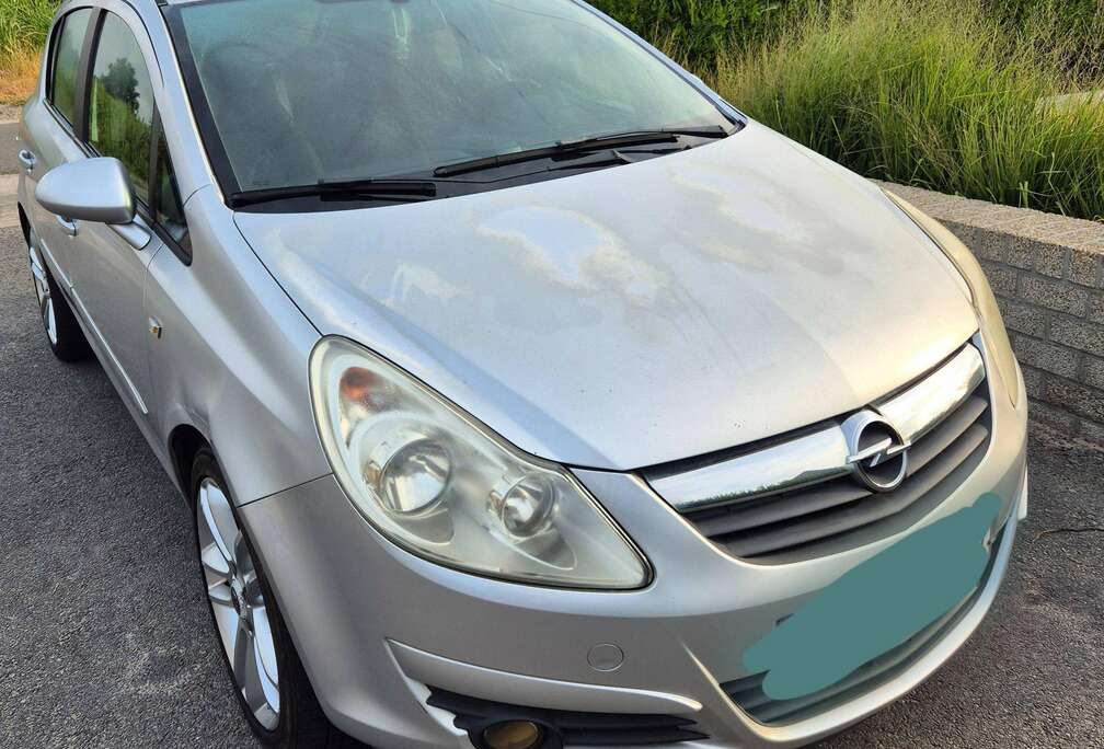 Opel Corsa 1.4i Sport