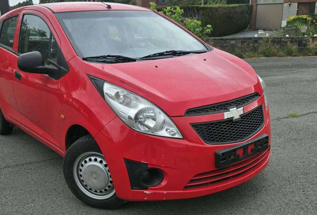 Chevrolet Spark 1.0i Pret a Immatriculé