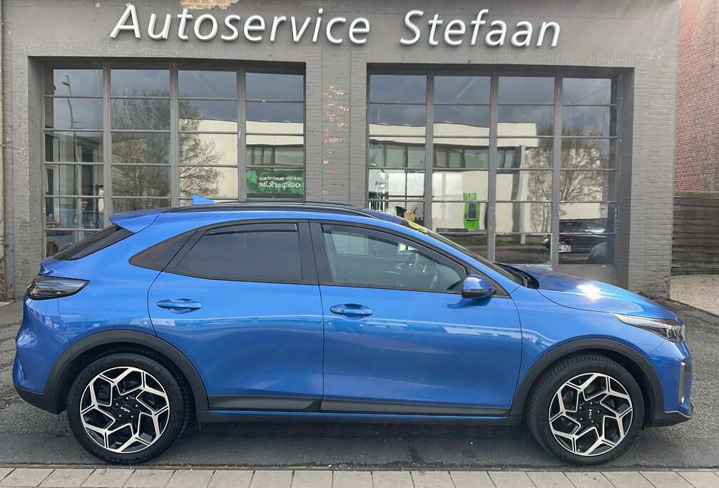 Kia **GT Line**NIEUWSTAAT**160 PK**