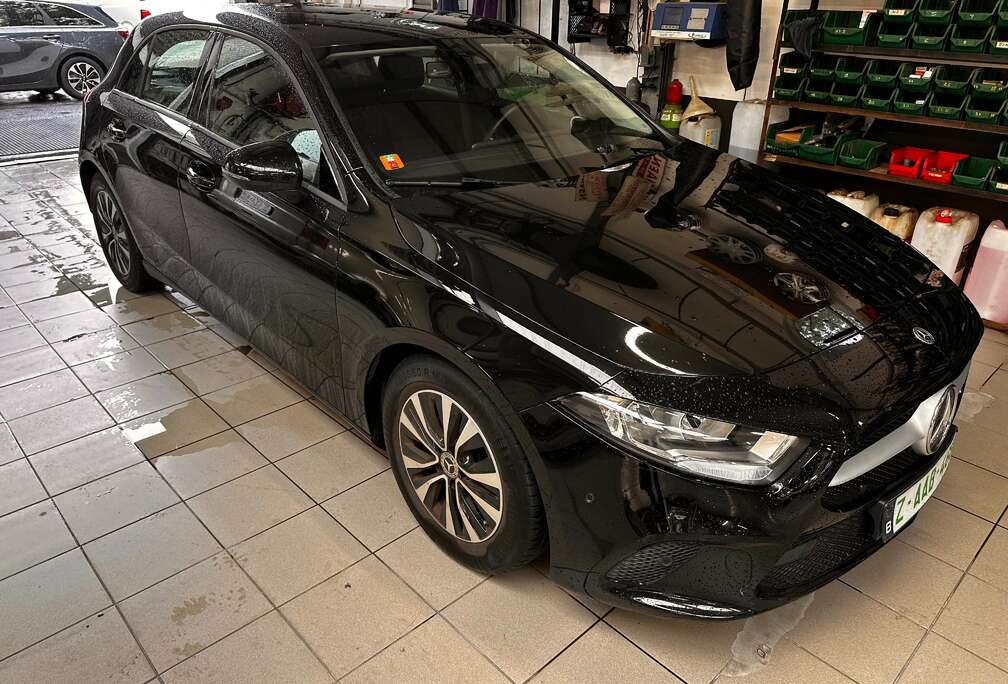 Mercedes-Benz A 180 Business Line