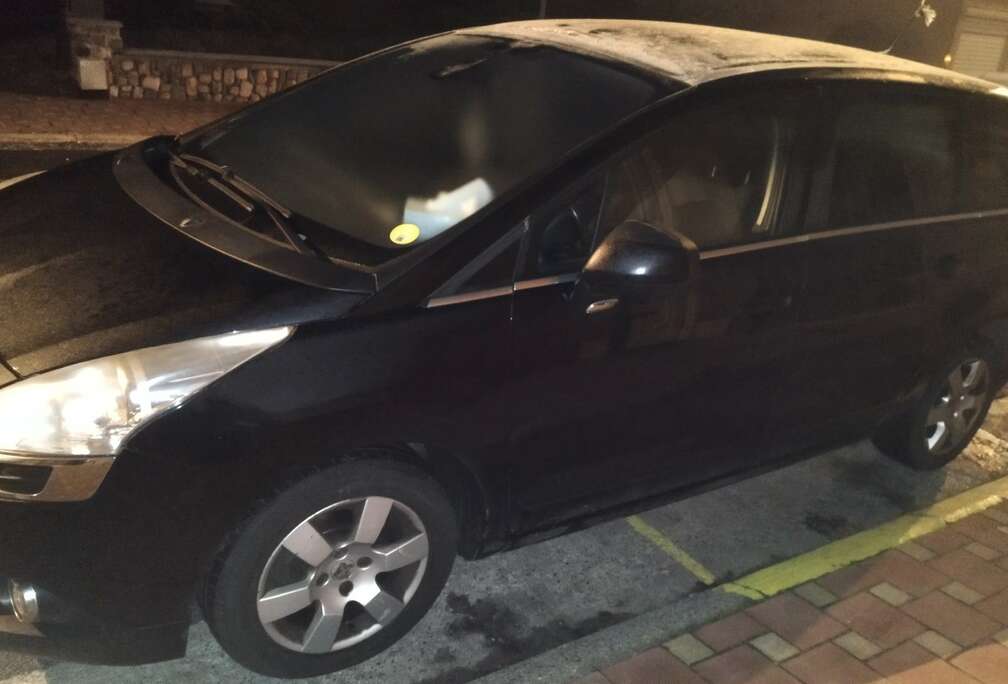 Peugeot 5008 1.6 HDi Allure FAP