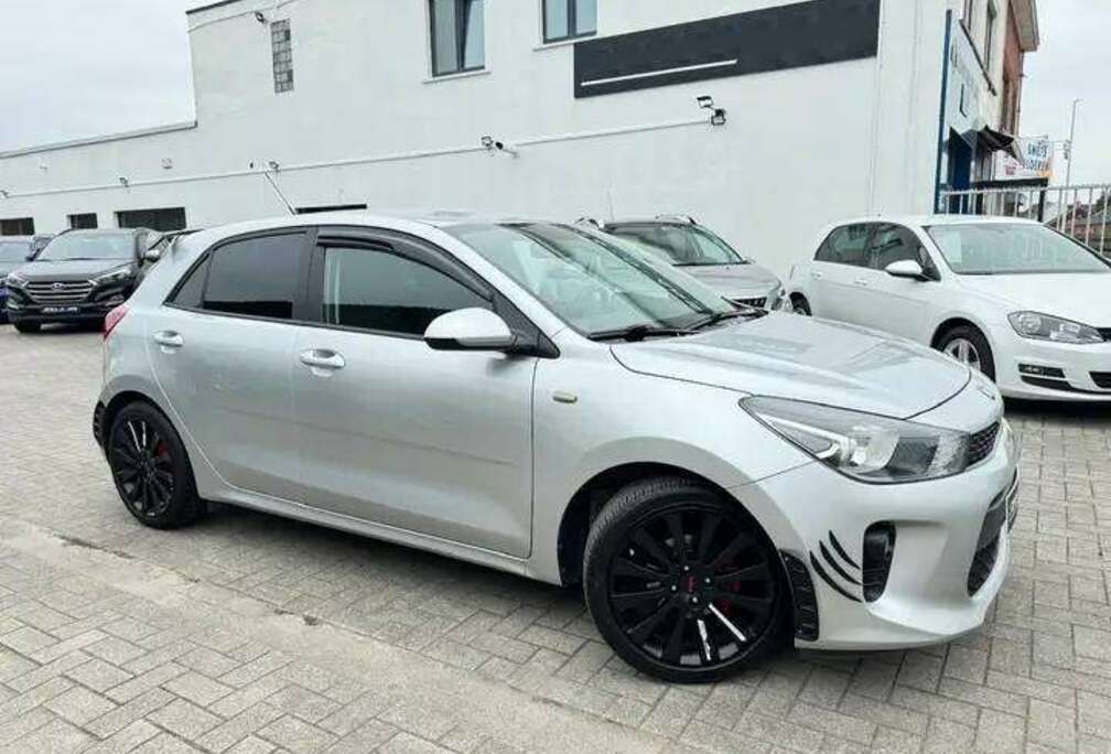 Kia 1.3i LS