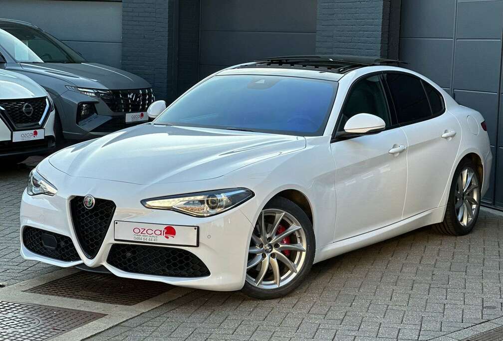 Alfa Romeo Giulia 2.2 MJD LederPanoAccFullOpt*1JGarantie*