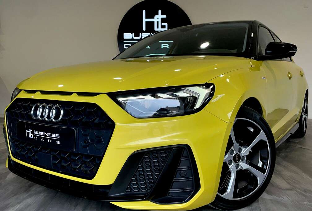 Audi 30 TFSI/ SPORTBACK/ S-LINE/ FULL LED/ SHADOW LOOK/ APPLE CARPLAY