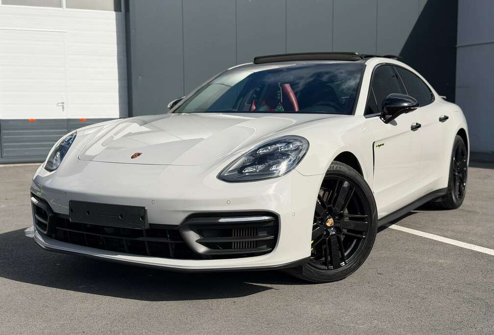 Porsche 4 e-Hybrid 2.9 V6 Bi-Turbo PHEV FACELIFT - PLATINIUM EDITION-SPORT DESIGN-TOIT PANO-OUVRANT....