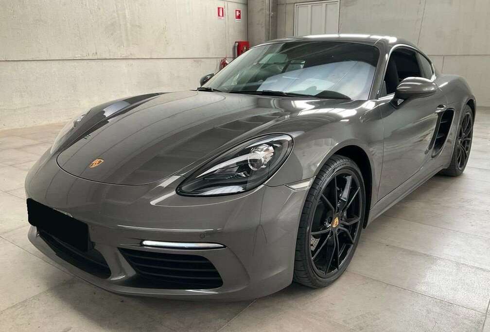 Porsche 718 Cayman