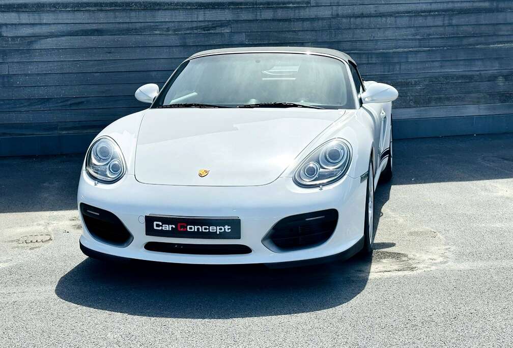 Porsche SPYDER**BUCKET SEATS**SPORT EXHAUST**CHRONO**NAVI**TOP**COLLECTOR