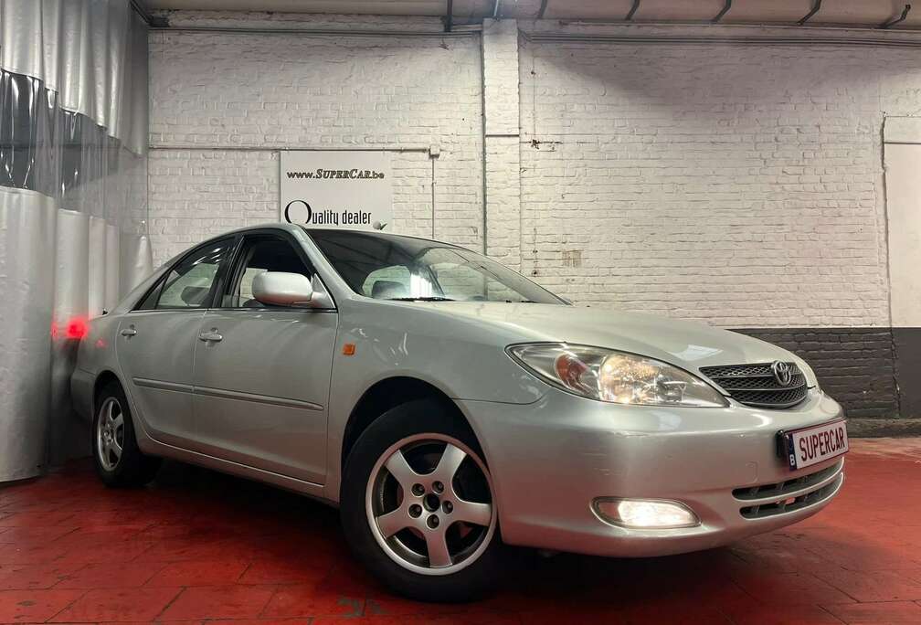Toyota Camry 2.4i VVT-i 16v * AUTOMAT* A/C * 122 X 36 M *