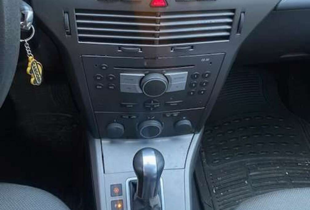 Opel Astra 1.8 Automatik Edition