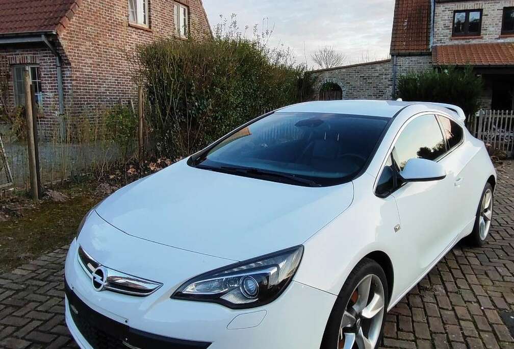 Opel 1.7 CDTI DPF ecoFLEX Start/Stop White Edition