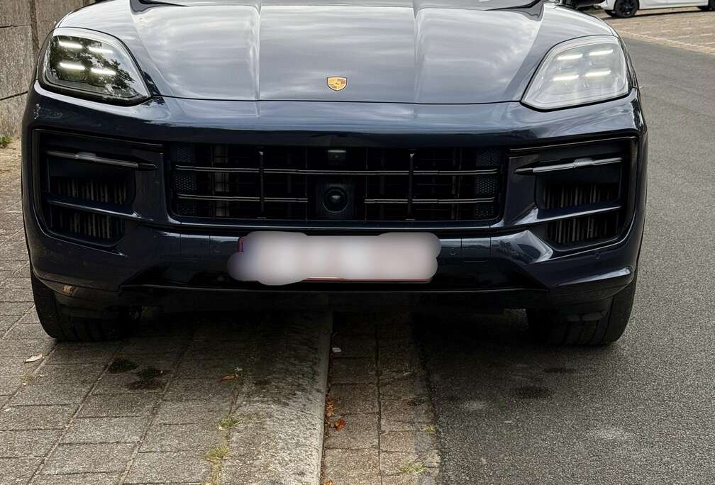 Porsche E-Hybrid 3.0 Turbo V6 (346 kW)