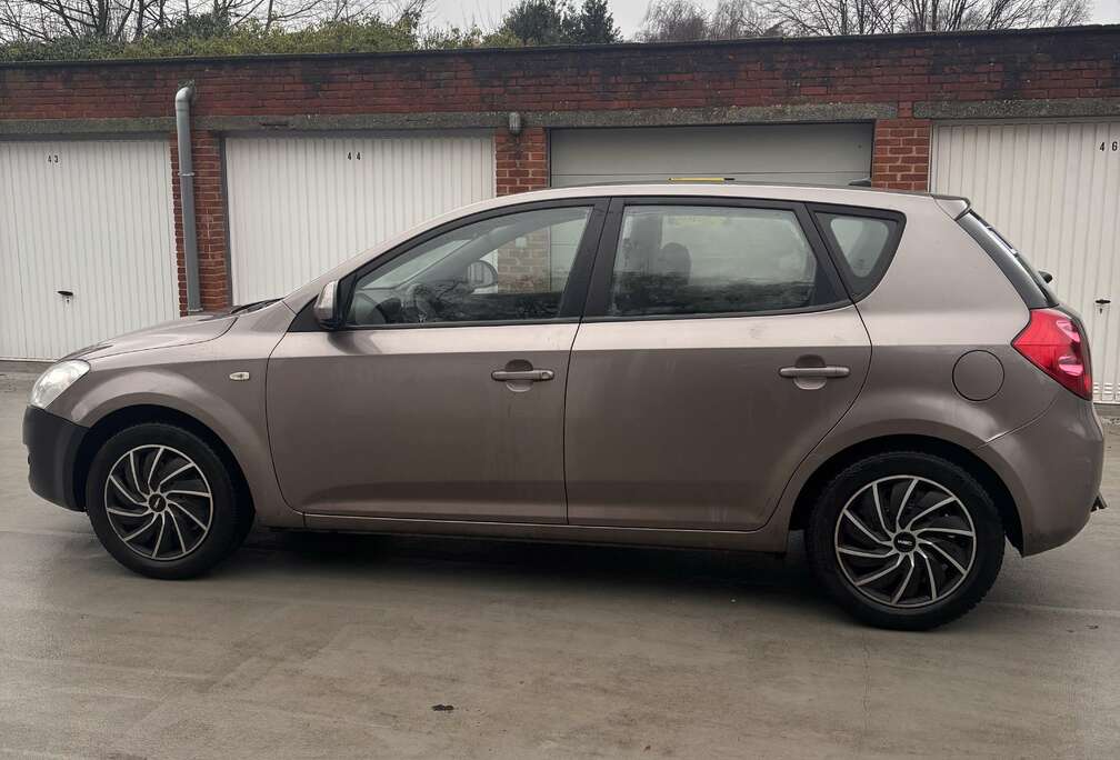 Kia 1.4 CVVT EX