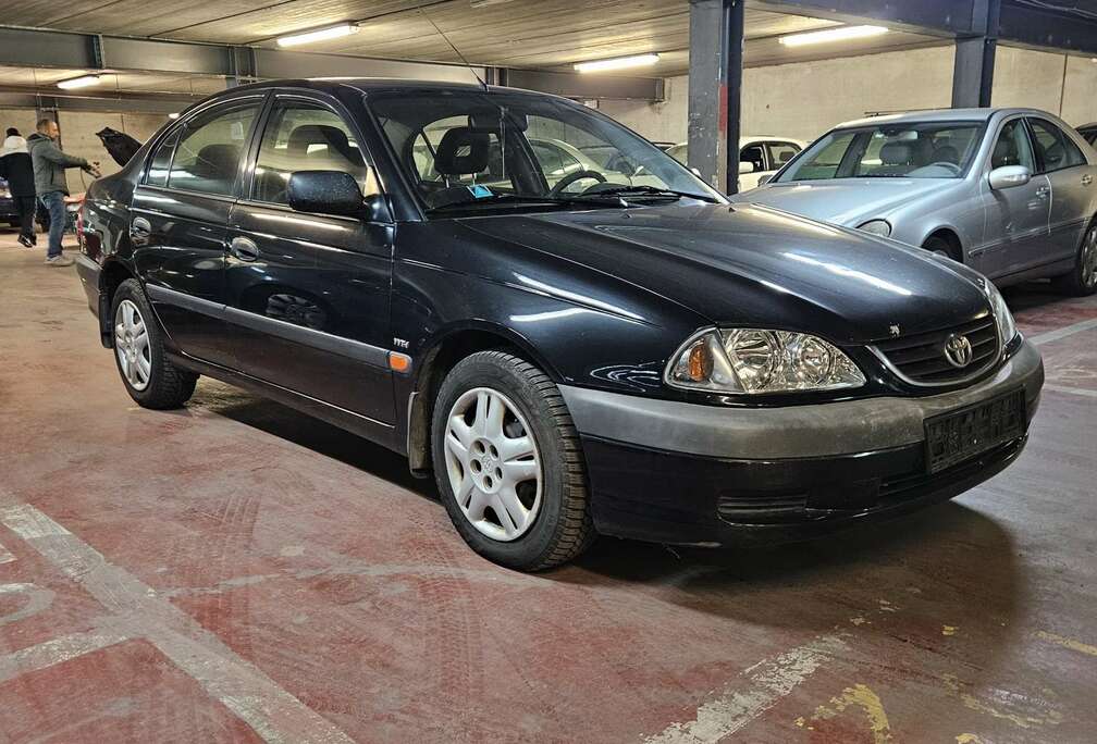 Toyota 1.6i VVT-i 16v  PRIX EXPORT