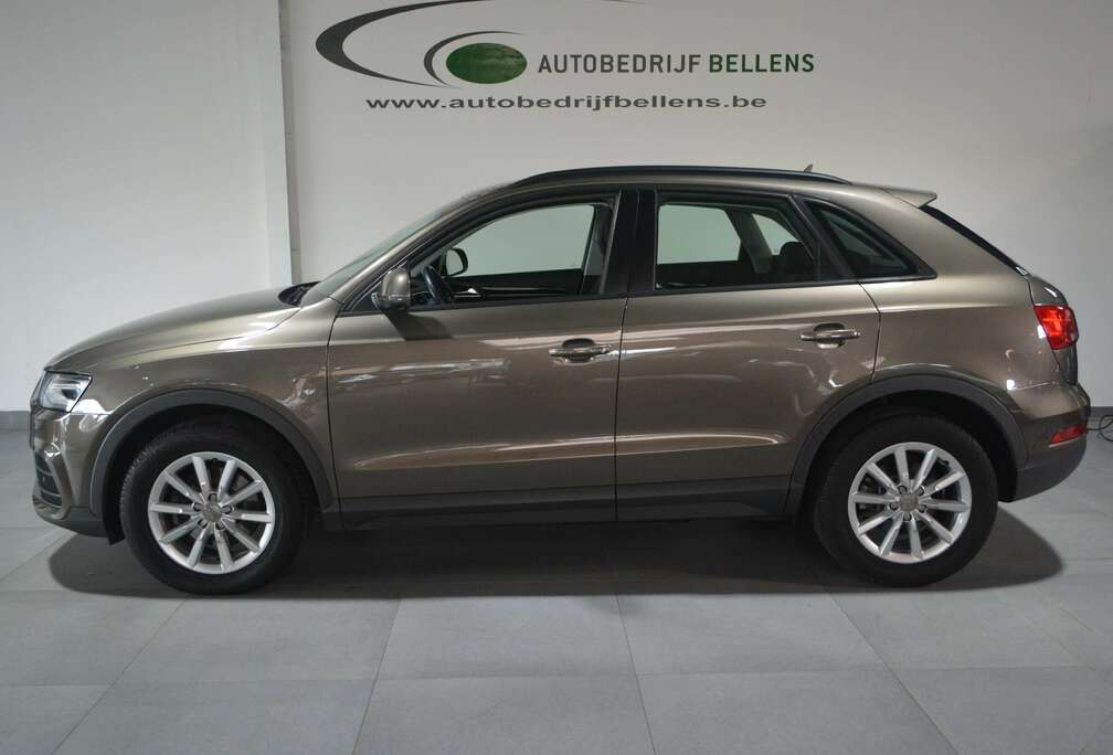 Audi Q3 1.4 TFSI c.o.d S tronic NAVI / 60.000 KM / TOPS