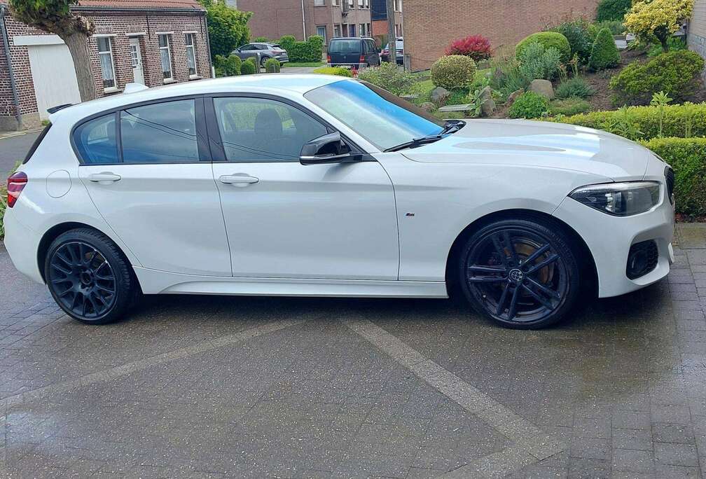 BMW 118iA JOY Edition