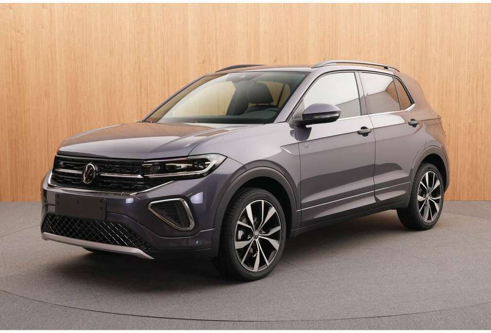 Volkswagen R-line 1.0 TSI 85kW-116CV DSG7 - Jantes 18 - Camer