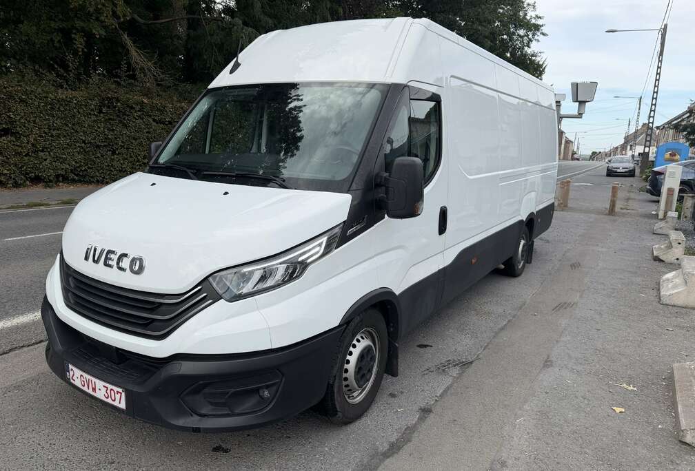 Iveco 35C14D 2.3 Turbo VGT Hi-Matic