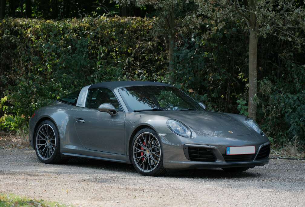 Porsche 911 Carrera 4S 3.0 Turbo Coupé PDK