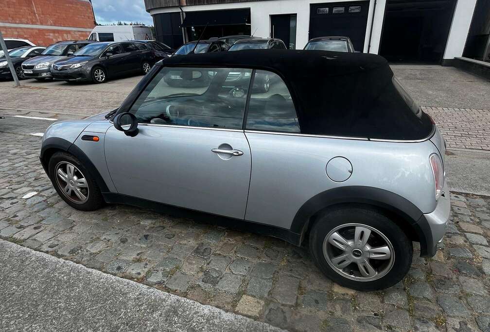 MINI Mini Cabriolet 1.6i 16v One