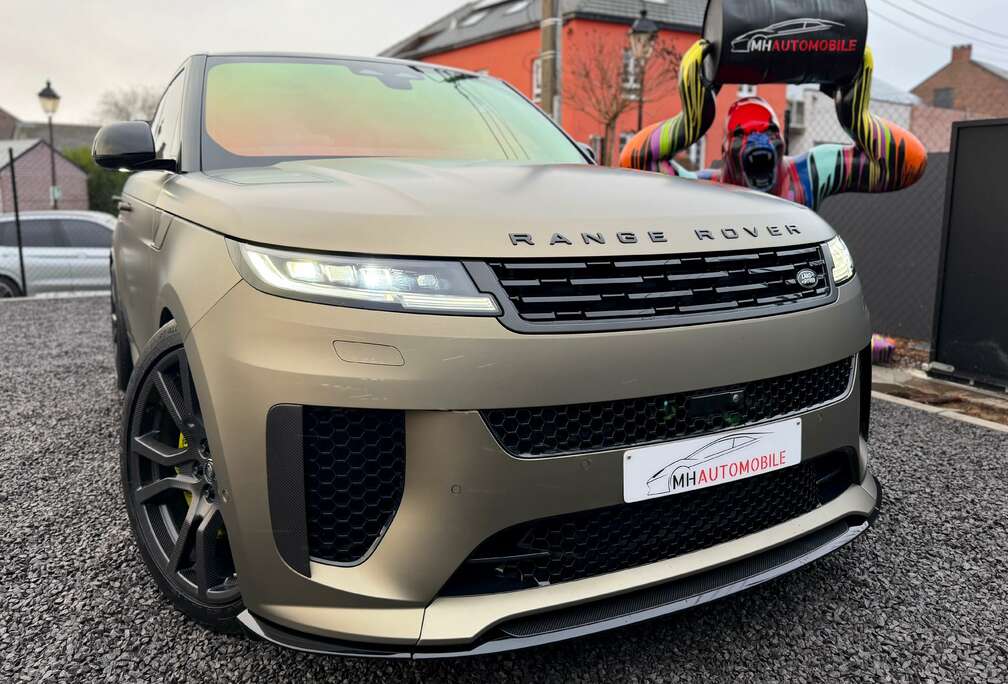 Land Rover 4.4 P635 MHEV SV Edition One Carbon Bronze