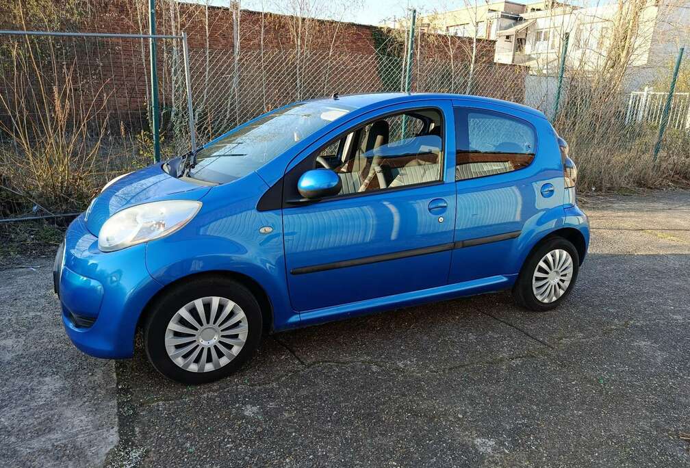 Citroen 1.0 Selection 2011