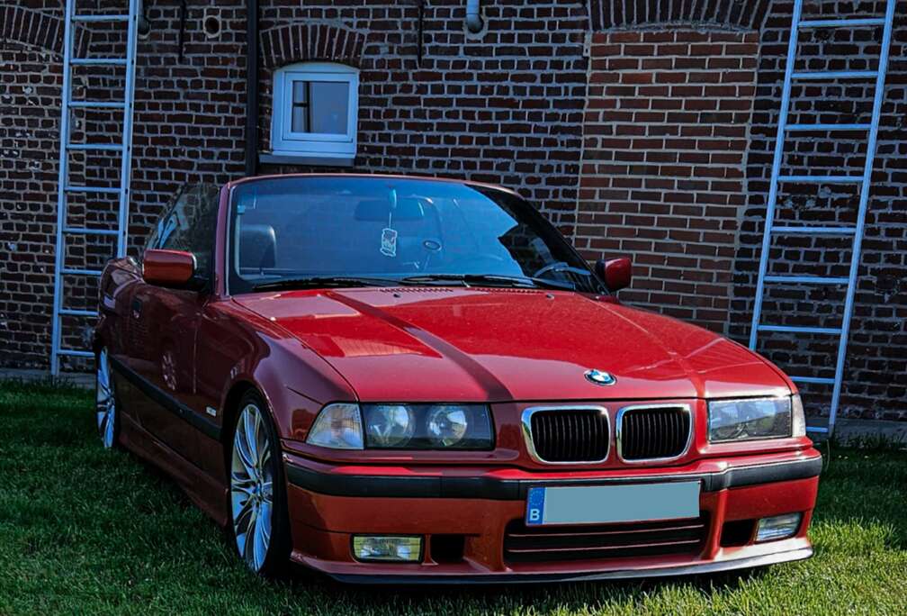 BMW 318i