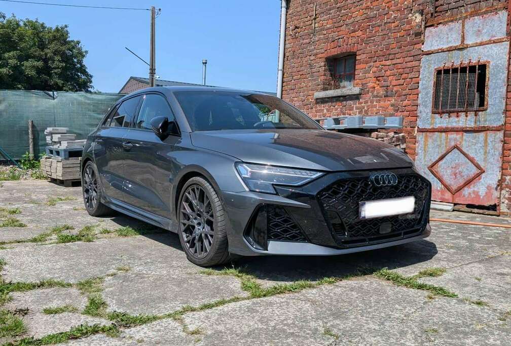 Audi RS3 Sportback 2.5 TFSI Quattro S tronic