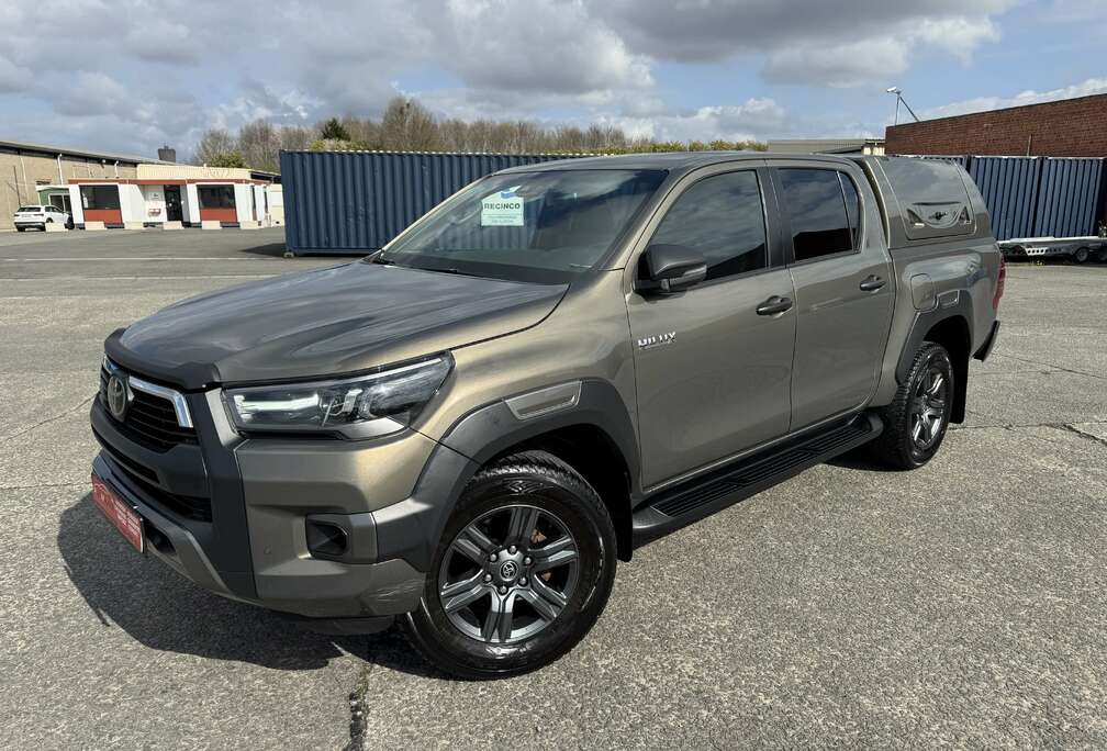 Toyota 2.8D-4D Invincible Automaat / Full-Option / Afrik