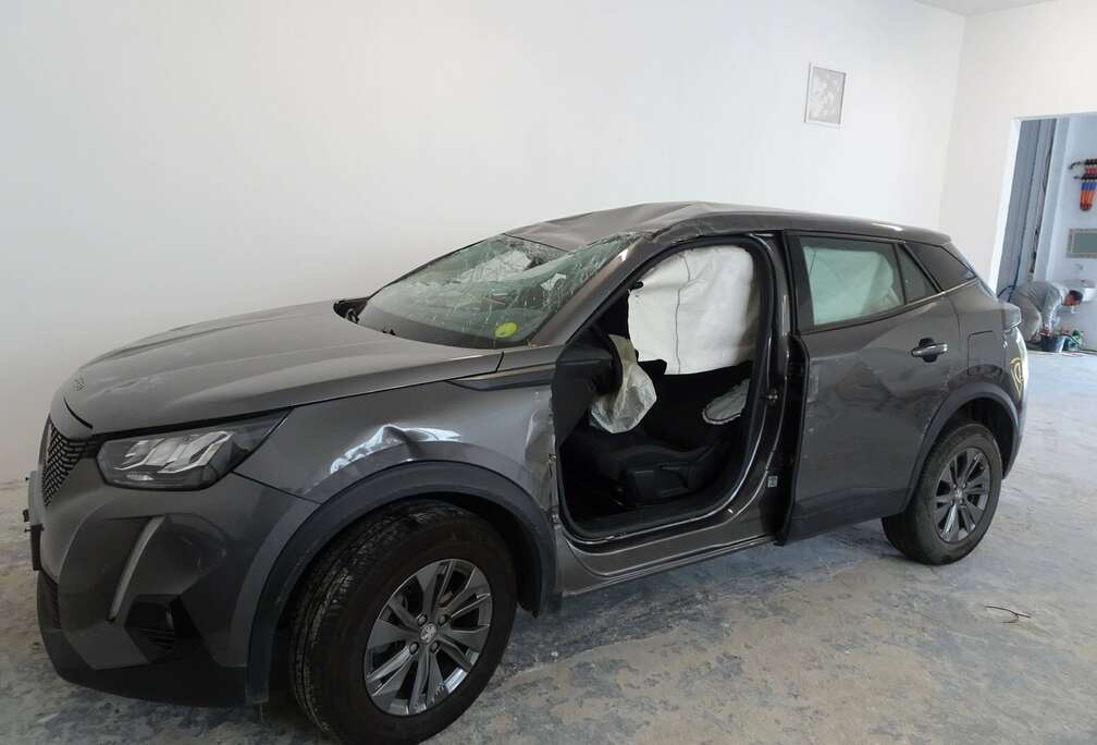 Peugeot 2008 1.5 BlueHDi Active ACCIDENTEE (5500€ NETTO)