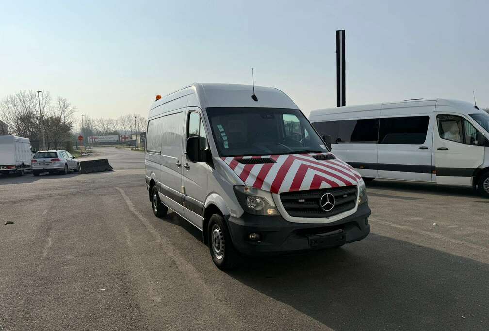 Mercedes-Benz 316 (Stock ID 45550)