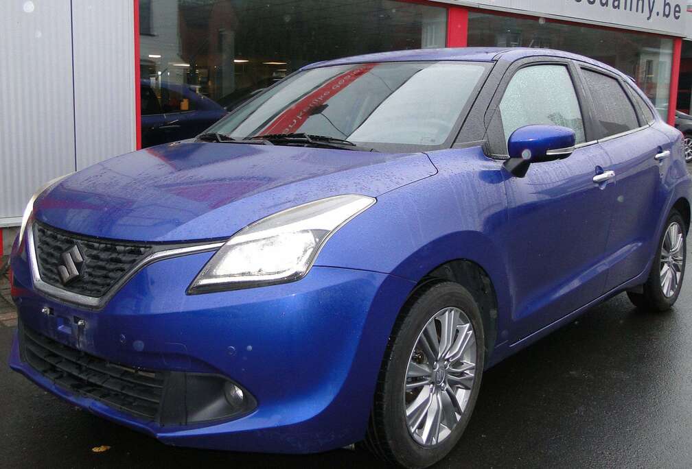 Suzuki 1.2i camera navi xenon