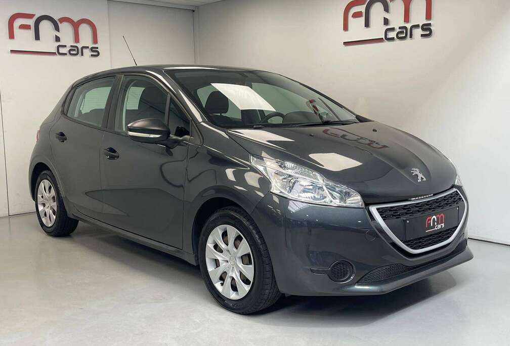 Peugeot 1.2i benzine bw2014 1ste eigenaar 107.000km Garant