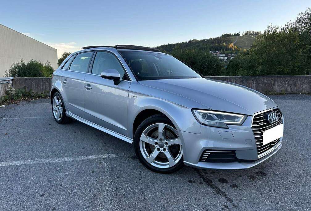 Audi 1.6i Attraction