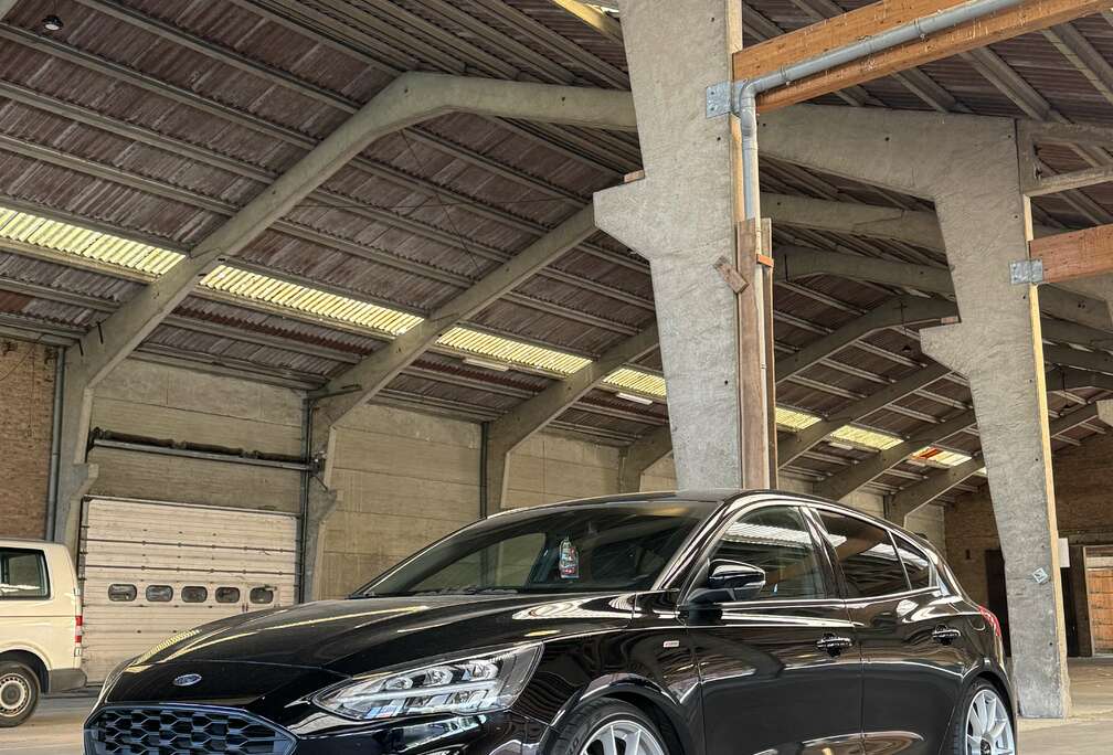 Ford 1.5 EcoBoost ST-Line Business