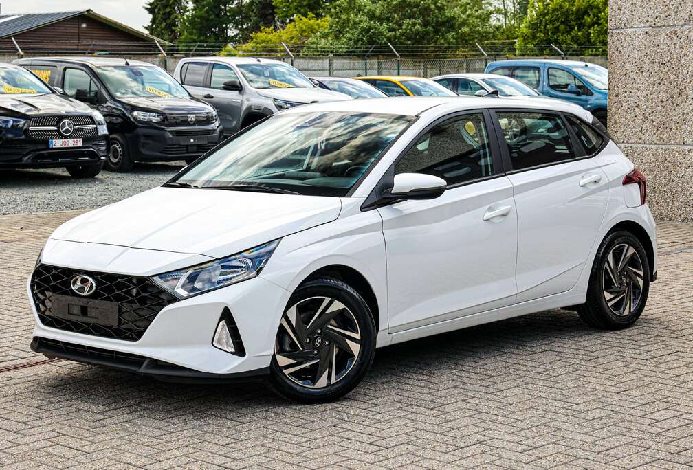 Hyundai AUTOMAAT*ACHTERUITRIJCAMERA*APPLE-CARPLAY*CRUISE-CONTROLE*