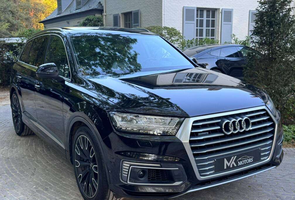 Audi e-tron 3.0 TDI V6 Quattro S line  Pano  ACC  HUD  BOSE  Exclusive  Chain to replace