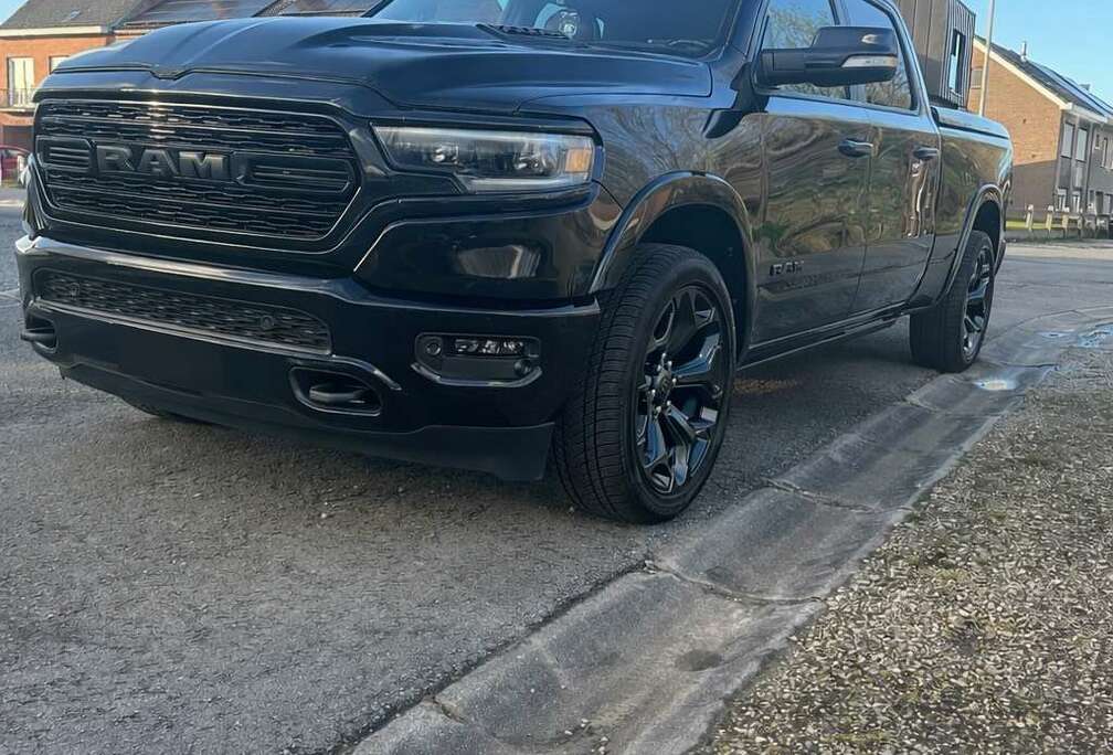 Dodge Limited Night Diamont Black Longbed